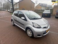 Occasion Toyota Aygo 68 PK (50 kW) 2009 Grijs Hatchback