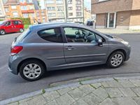 tweedehands Peugeot 207 1.4i 16v Navteq