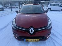 Occasion Renault Clio GrandTour LIMITED 90 PK (66 kW) 2017 Rood Stationwagen