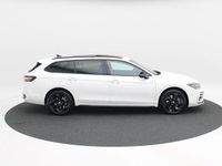 Occasion VW Passat R-line Edition 272 PK (200 kW) 2025 Wit (metallic) Stationwagen