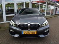 tweedehands BMW 118 1-SERIE i Executive Edition Luxury Line | Leder/Stof | Trekhaak | Car Play | NAP |