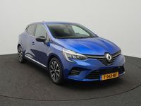 Occasion Renault Clio V Techno 143 PK (105 kW) 2023 Blauw (metallic) Hatchback