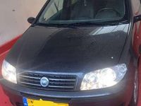 Occasion Fiat Punto 60 PK (44 kW) 2004 Zwart Hatchback