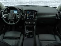 tweedehands Volvo XC40 T4 Recharge Plus Dark | Navi | Adaptieve Cruise | Camera | Stoel-/Stuurverwarming | Keyless | Lederen Bekleding | Elek. Stoelen | Memory | Elek. Achterklep | On Call | 18" LM