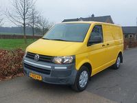 Occasion VW T5 Comfortline 102 PK (75 kW) 2012 Geel Van