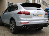 tweedehands Porsche Cayenne 3.0 S E-Hybrid 334 pk Pano Luchtvering