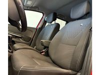 Occasion Renault Clio GrandTour LIMITED 90 PK (66 kW) 2016 Rood Stationwagen