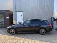Occasion Mercedes C300 AMG line 204 PK (150 kW) 2024 Grijs Stationwagen