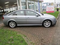 tweedehands Opel Vectra GTS 2.2-16V Elegance Kan direct mee! APK december 2023.