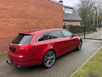 Occasion Opel Insignia Edition 220 PK (161 kW) 2010 Rood Stationwagen
