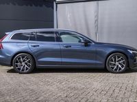 tweedehands Volvo V60 T8 Automaat Recharge AWD Inscription | Panoramadak | Adaptive Cruise Control | Blind Spot | Elektrisch bedienbare voorstoelen | Premium Audio by Harman Kardon | DAB | Alarmklasse 3