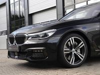 tweedehands BMW 750 750 d xDrive High Executive | Nieuwprijs 191.000