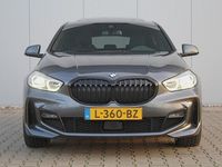 Occasion BMW 118 Executive 136 PK (100 kW) 2021 Grijs Hatchback