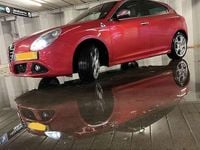 Occasion Alfa Romeo Giulietta Turismo 170 PK (125 kW) 2015 Rood Hatchback