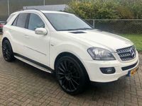 tweedehands Mercedes ML320 M-KLASSECDI AMG BLACK&WHITE 10 EDITION