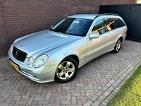 Occasion Mercedes E200 Avantgarde 163 PK (119 kW) 2004 Grijs (metallic) Stationwagen