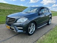 tweedehands Mercedes 350 M-KLASSEBlueTEC !SCHUIFDAK! ! SIDEBARS!