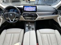 tweedehands BMW 520 5-SERIE d mild Hybrid High Executive Aut leer, sch/dak, navi prof, comfort stoelen, trekhaak, etc