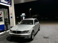 Occasion BMW 118 129 PK (94 kW) 2005 Grijs Hatchback