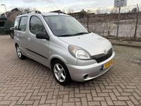 Occasion Toyota Yaris Luna 86 PK (63 kW) 2000 Grijs Stationwagen