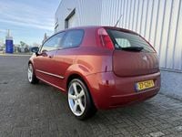 Occasion Fiat Grande Punto Active 77 PK (56 kW) 2008 Rood Hatchback