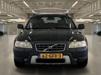 tweedehands Volvo XC70 2.5 T Momentum Prachtige uitvoering met Garantie