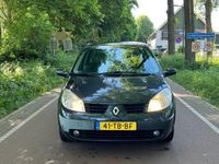Occasion Renault Scénic II Dynamique 135 PK (99 kW) 2006 Grijs, metallic lak MPV
