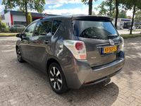 tweedehands Toyota Verso 2.2 D-4D Dynamic Business 7-persoons automaat