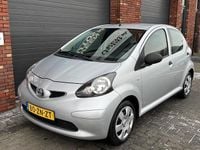 Occasion Toyota Aygo 68 PK (50 kW) 2008 Grijs (metallic) Hatchback