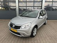 Occasion Dacia Sandero Lauréate 75 PK (55 kW) 2011 Grijs Hatchback