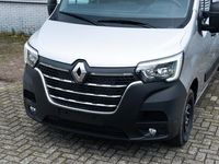 tweedehands Renault Master 25 X T35 2.3 dCi 135 L2H2 & L3H2 Work Edition uit voorraad leverbaar (vestiging Alkmaar, Hoorn en Den Helder) genoemde prijs is voor een L2H2