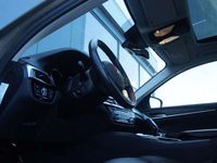 tweedehands BMW 520 5-SERIE i Automaat Luxry | Trekhaak Έlectric. | LED | Glazen-dak | Le