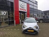 Occasion Toyota Aygo X-play 72 PK (52 kW) 2020 Zilver Hatchback
