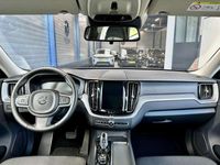 tweedehands Volvo XC60 2.0 T8 Twin Engine AWD Momentum LED/VIRTUAL/PANO/H