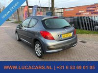 tweedehands Peugeot 207 1.4 VTi X-line