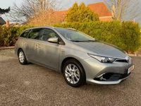 tweedehands Toyota Auris Hybrid 1.8i HSD Dynamic E-CVT