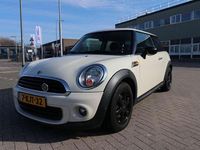 Occasion Mini Cooper 75 PK (55 kW) 2013 Wit Hatchback