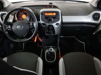 tweedehands Toyota Aygo 1.0 VVT-i x-play | Airco | Dealeronderhouden |