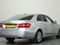Occasion Mercedes E500 Avantgarde 387 PK (284 kW) 2009 Grijs (metallic) Sedan