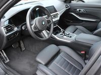 tweedehands BMW 330e 3-SERIEBUSINESS EDITION PLUS M PAKKET/ NAVI- CAMERA- 19 INCH