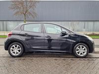 tweedehands Peugeot 208 1.2 VTi Envy, Nieuwe Apk, Nap, Leer, Nette auto, Inruil mogelijk.