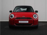 Occasion Mini Cooper Comfort 135 kW (184 PK) 2025 Rood Hatchback