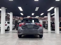 Occasion Toyota Yaris 101 PK (74 kW) 2017 Grijs Hatchback