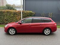 Occasion Peugeot 308 112 PK (82 kW) 2018 Rood Stationwagen