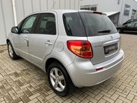 tweedehands Suzuki SX4 1.6 Exclusive / Clima / Trekhaak / LMV / Keyles / Zeer nette auto