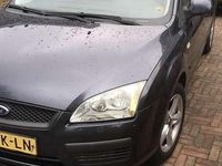 Occasion Ford Focus Trend 80 PK (58 kW) 2006 Grijs Stationwagen