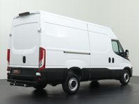 tweedehands Iveco Daily 35S14 L2H2 | 3500Kg Trekhaak | Airco | 3-Persoons | Betimmering