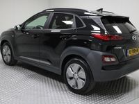 tweedehands Hyundai Kona EV Fashion 64 kWh | 2000 Euro subsidie | climate |