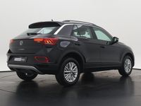 tweedehands VW T-Roc Life Business 1.0 TSI 81 kW / 110 pk