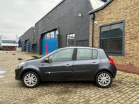 tweedehands Renault Clio 1.6-16V Dynamique Luxe Airco